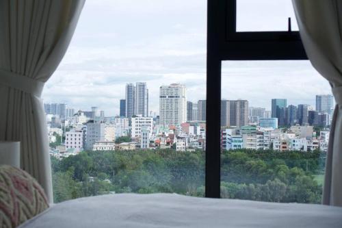 New! Light and airy 2BR apartment D7HCM near CBD