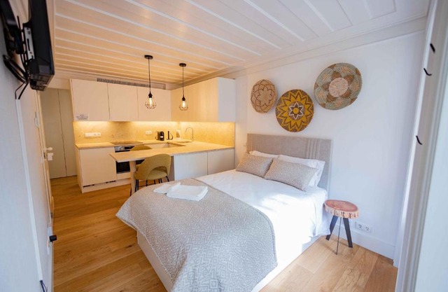 New Lisbon Center Apartment