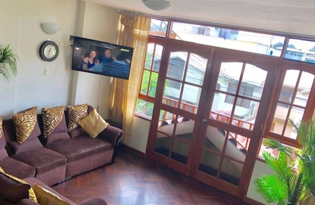 New listed two bedroom apartment for rent 8 blocks to Pacific Ocean