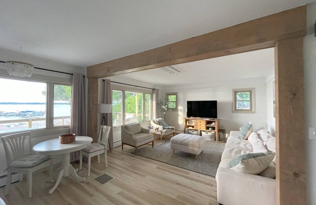 NEW LISTING - Lake Missaukee Beachfront Bungalow!