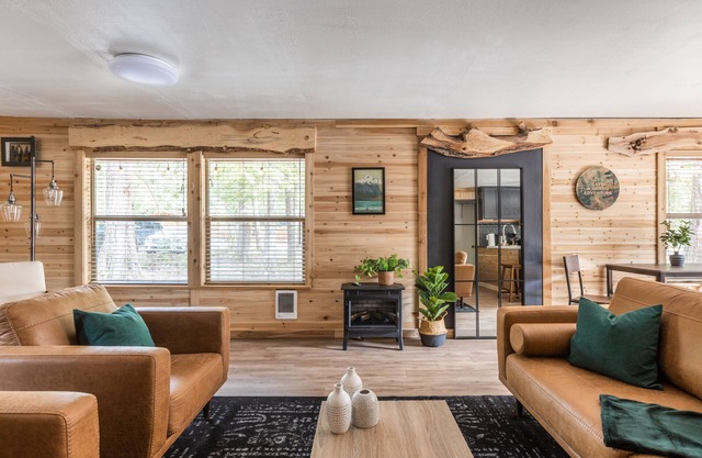 NEW Listing - Little Elk Cabin ~ Hot Tub, Ski, Relax!