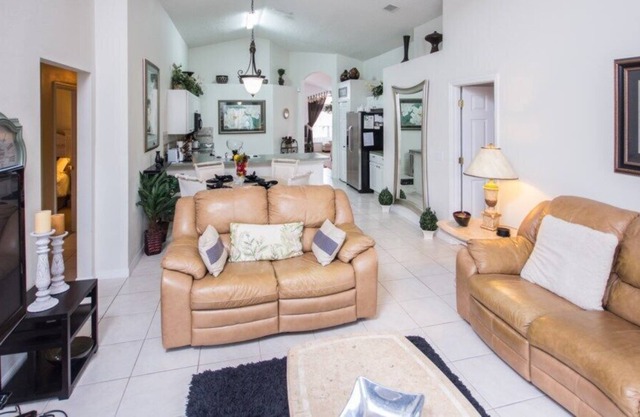 New Listing! Seasons Resort, 6mi to Disney & 11mi to Universal - IP64290