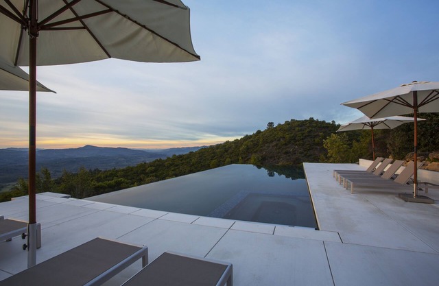 New Listing - Views! Stars! Cielo!