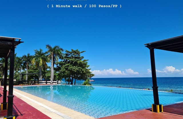 new Lux. 2BR condo-Beachaccess + 4 pools