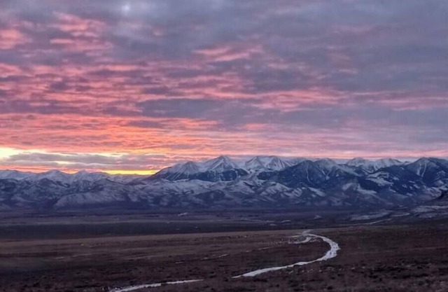 New, luxurious, amazing view, Elk Cabin