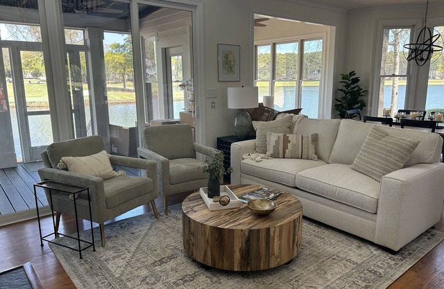 NEW LUXURY LISTING – LAKE FRONT & GOLF VIEW – REYNOLDS LAKE OCONEE