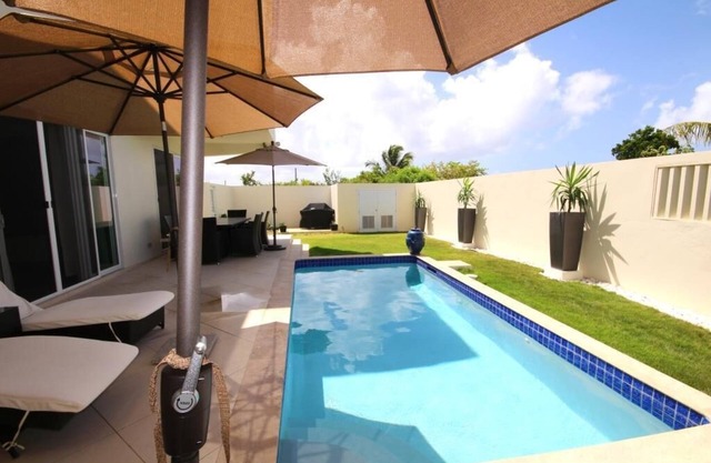 New Luxury Ocean View Property, Package Included & Pool