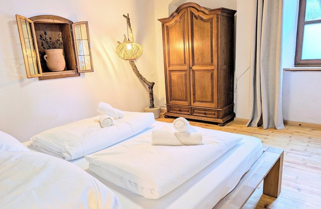 New! Modern Bavarian flair with Mountain View in front of famous Pilatushaus!