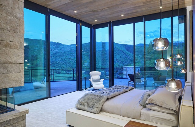 NEW MODERN ULTRALUXE ASPEN CHALET