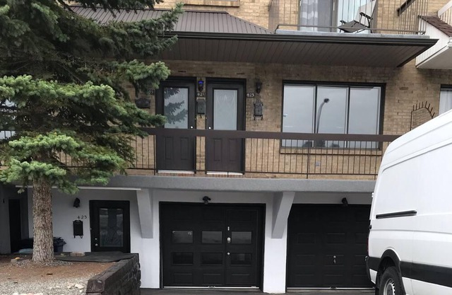 NEW ND RENOVATED COZY APARTMENT