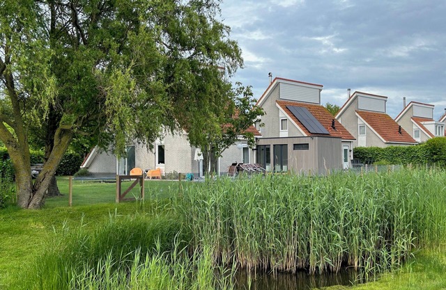 New! Nordseekrabbe* vacation home with sauna, fireplace, near the beach.