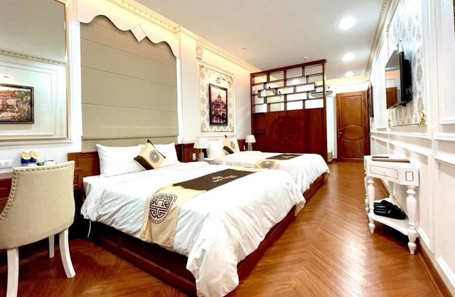 New Palace Hotel