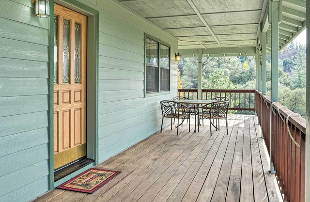 NEW! Peaceful Tuolumne Hideaway w/ Sweeping Views!