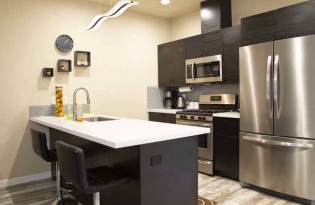 New Place 4BR close to Nike, Intel (2)