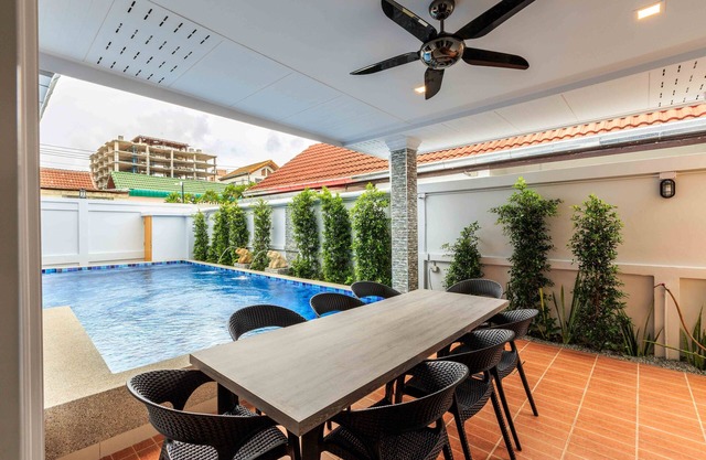 New Private 5 Bedrooms Pool Villa with Pool&Sauna
