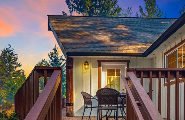 NEW: Red Cedar Cabin - Hundreds of 5 Star Reviews