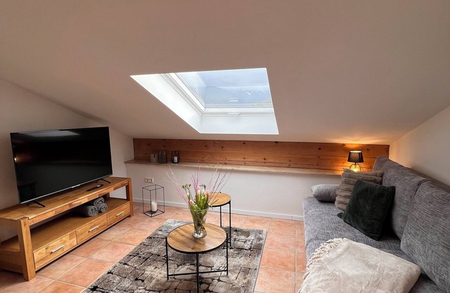 NEW renovated vacation apartment "Am Alten Garten" in a quiet location with a view of the Alps!