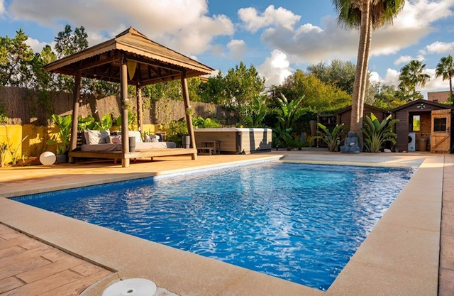 New Retreat - Villa Nautilus, Charming villa is located not far from Playa de Palma