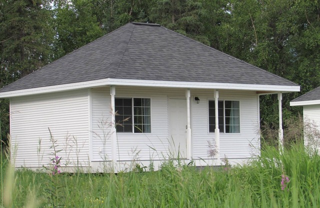 NEW Self contained- Beautiful Mt. View- Bungalow