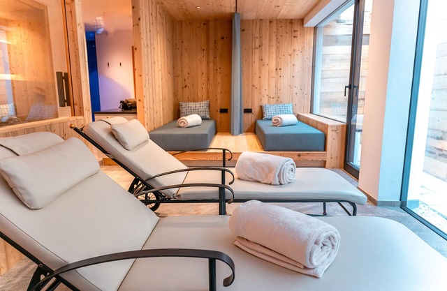 New Studio Apartment 'Chalet Tribulaun - Apt 1' with Mountain View, Private Terrace and shared Sauna