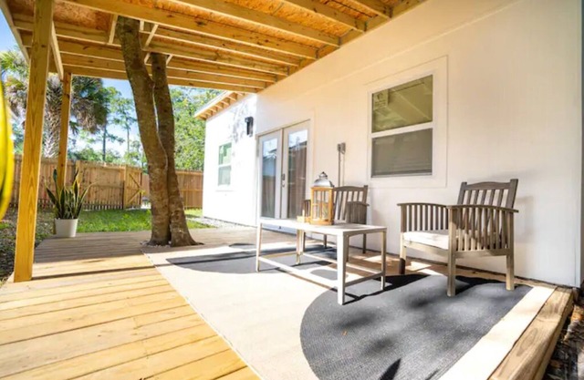 New Studio Bungalow near San Marco - Sleeps 3
