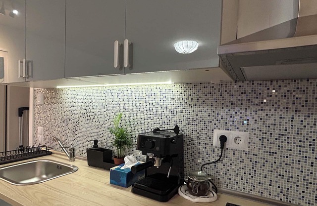 New Studio-Free Parking (EVCS)