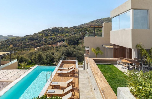 New Stylish Sea View Villa Complex Domus Elia with Private Pool, 4km from nearest beach
