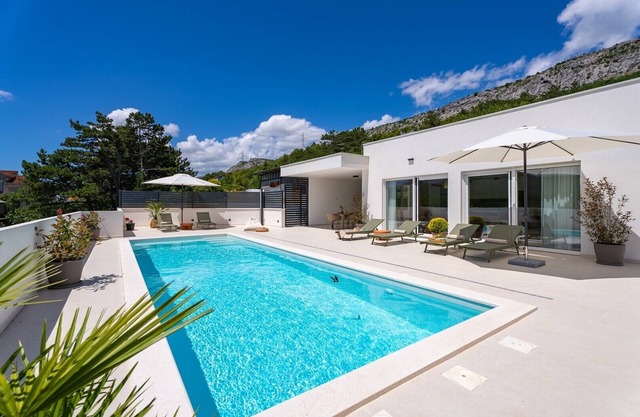 NEW Stylish villa Tenera with heated private pool, 3 bedrooms