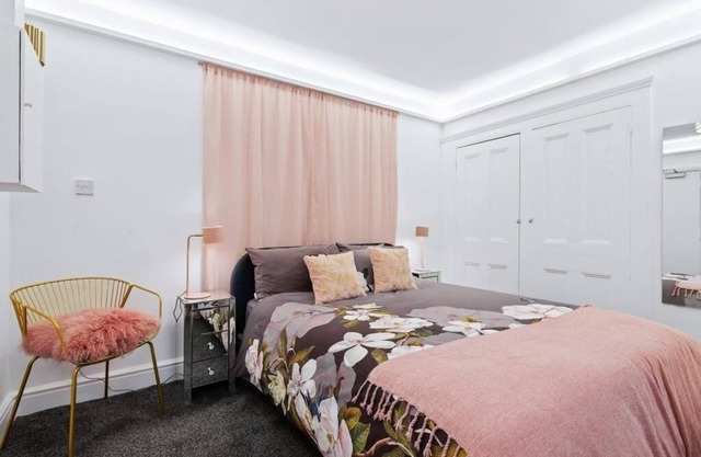 New Suite 4, 2 min walk to Belsize Park metro