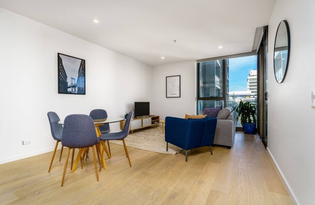 New to VRBO: Modern Comfort in Canberra's City Center