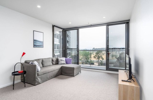New to VRBO: Stylish Phillip Apartment with Gym & Pool