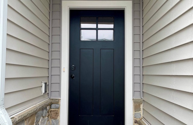 New Townhome in State College – 3BR, fin. basement, 4 car parking. Spacious !