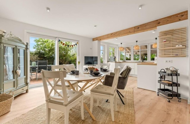 NEW! Vacation home Uppum simply more beautiful living.