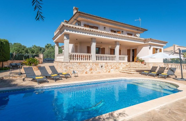 NEW! Villa Can Albons