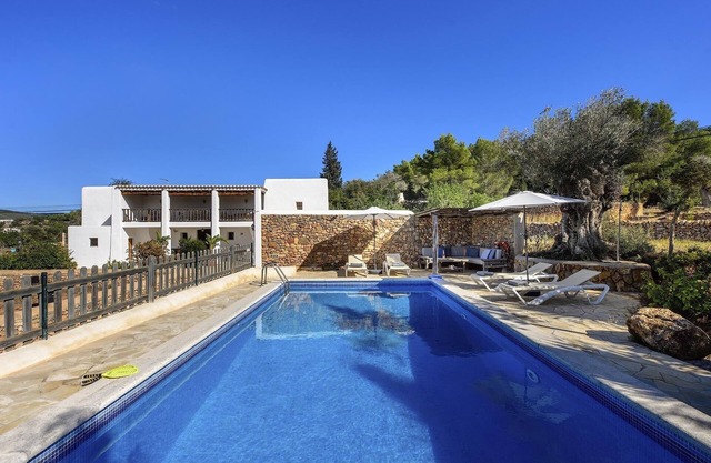 New! Villa Na Ribes - Four Bedroom Villa, Sleeps 8