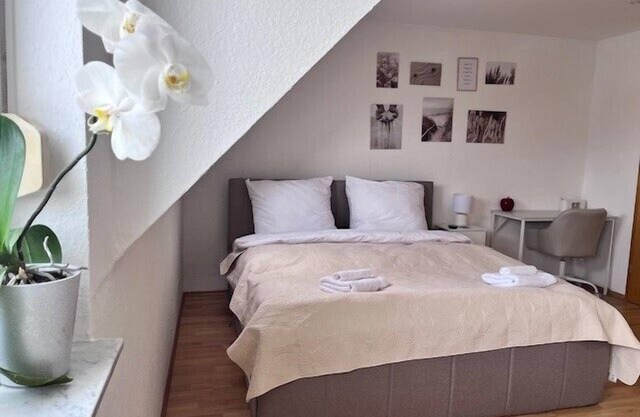 NEW! Weingarten vacation apartment