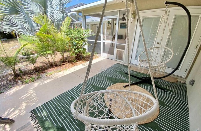 NEWLIN Cottage Getaway