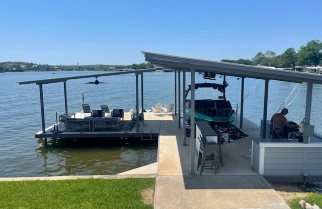 Newly built home on open water!