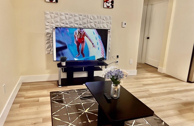 Newly built apartment airport location
