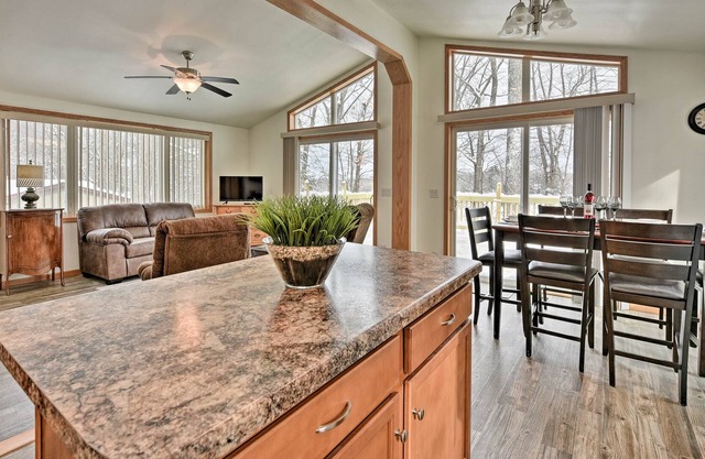 Newly Constructed Red Cedar Lake Narrow Lodge!