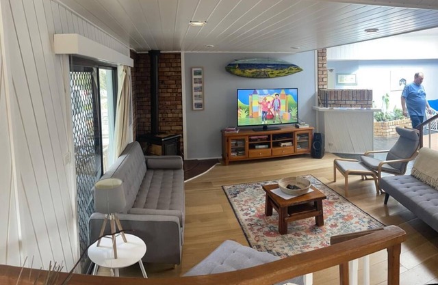 NEWLY LISTED BEACH HOUSE IN TRANQUIL BROULEE.