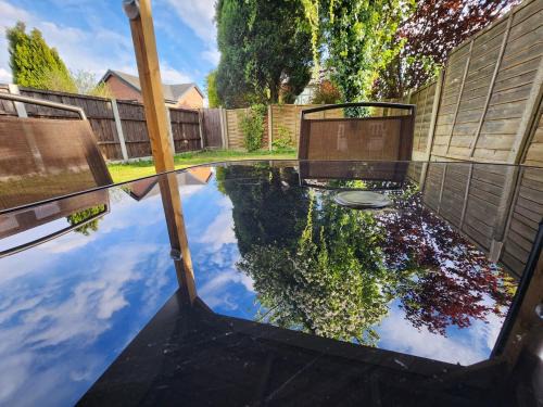Newly Refurbished 3 Bedroom House with Lovely Garden