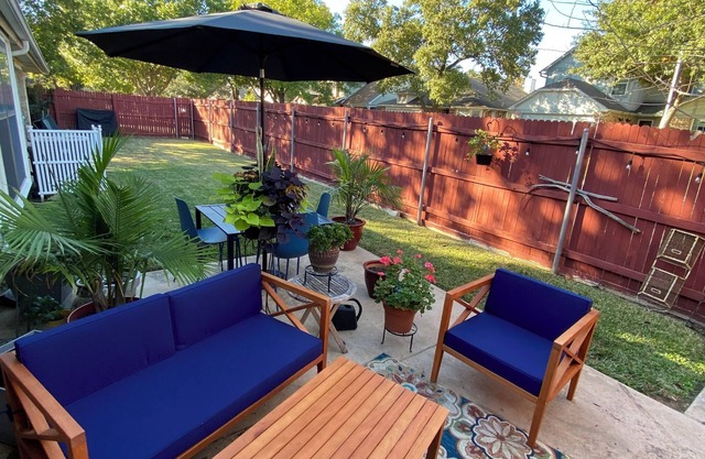 NEWLY REMODELED 3 BEDROOM HOMEnGREAT LOCATION