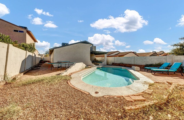 Newly Remodeled Home in North Phoenix with a POOL