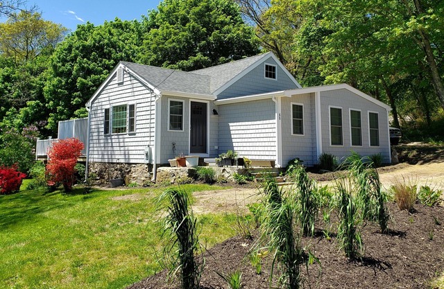 🧭 Newly Remodeled Home Near Westerly and Mystic