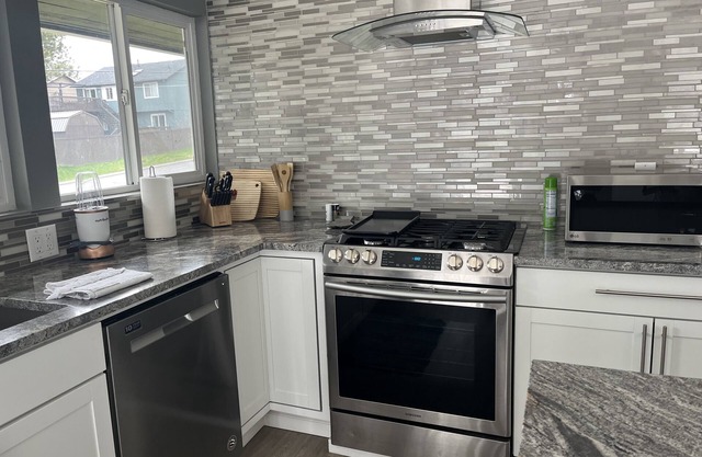 Newly Remodeled Midcentury Home with room for the whole family!