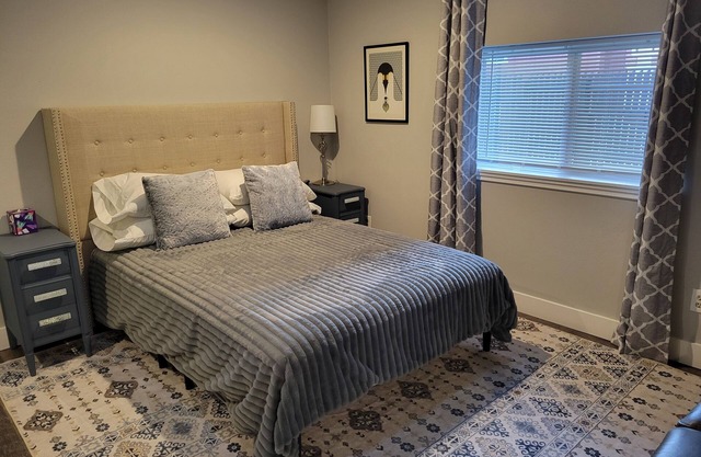 Newly remodeled studio with AC and WiFi in charming Cashmere