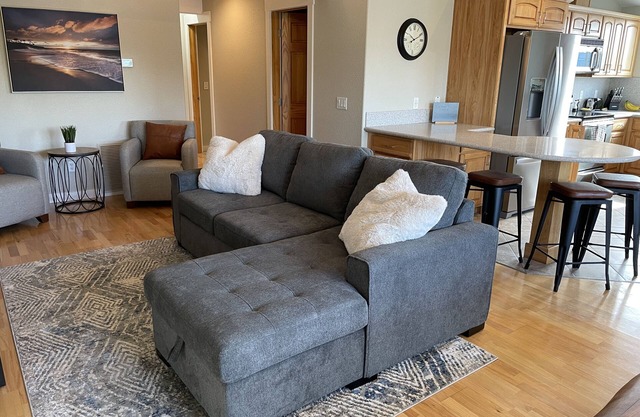 Newly remodeled apartment over shop, 1 block from airport