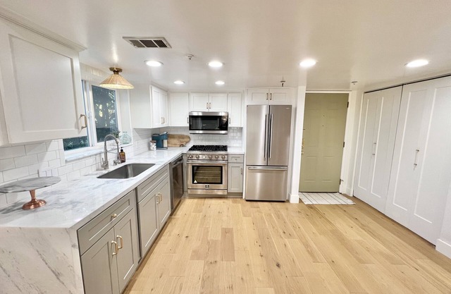 Newly Remodeled West Hollywood condo in the best location!