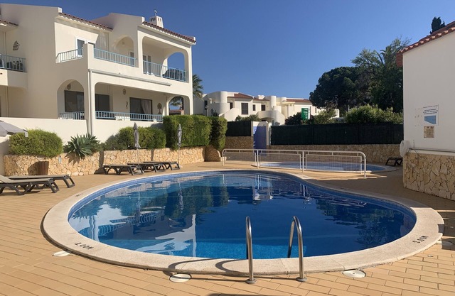 Newly renovated 2 bedroom apartment on Monte Dourado Resort - Close to town
